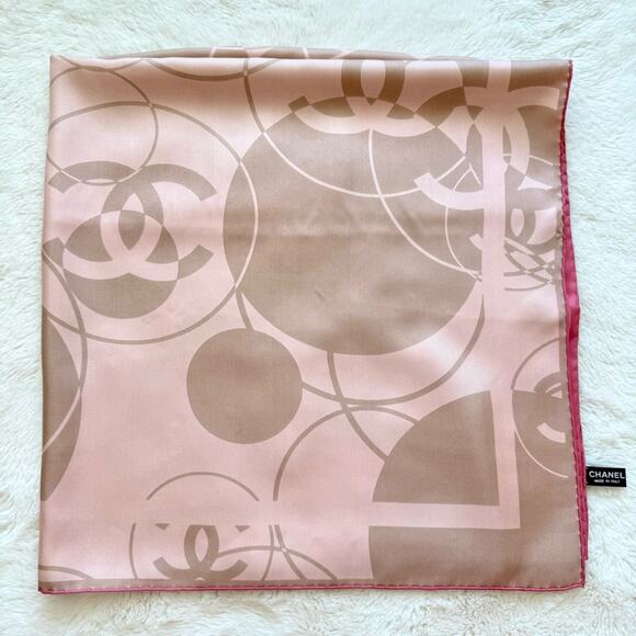 CHANEL Silk CC Reversible Square Scarf Pink Beige Authentic - Picture 1 of 7